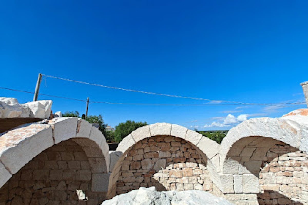 TRULLOS-7